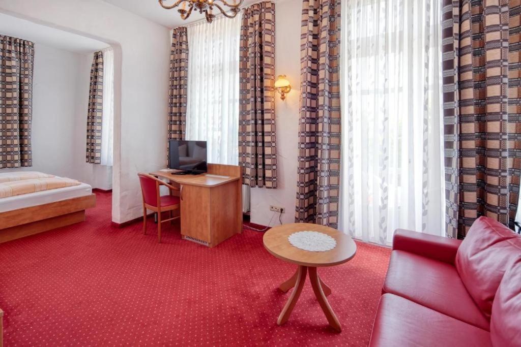 Hotel Restaurant Mathildenhof Pulheim Ngoại thất bức ảnh